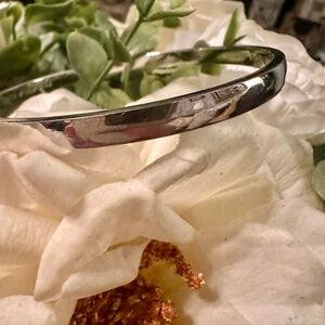 Kate Spade ♠️ “Find the Silver Lining” Bangle